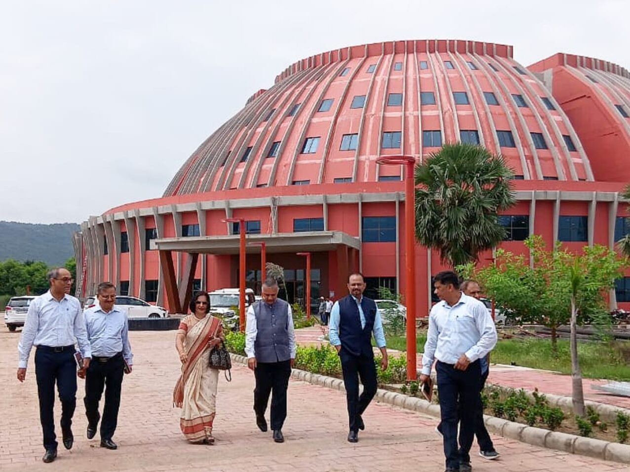 Neena Malhotra Secy (S) MEA Praises Nalanda University, Assures Full Support